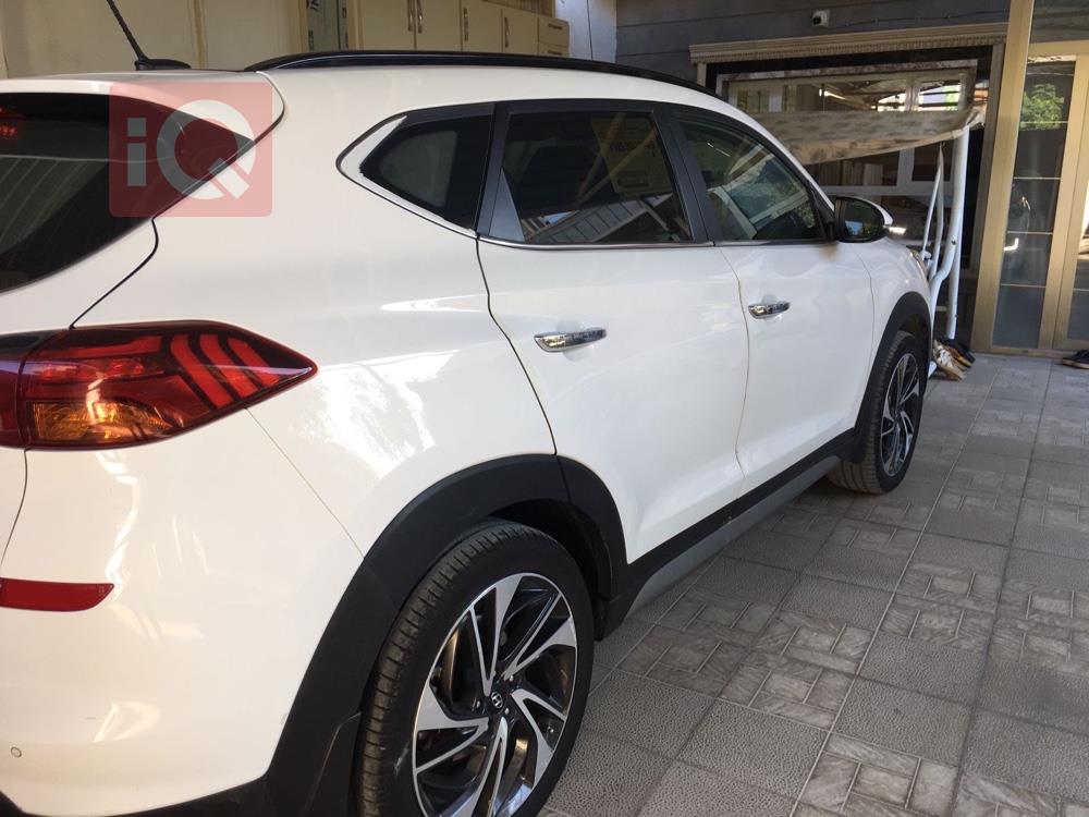 هیوندای تۆکسۆن